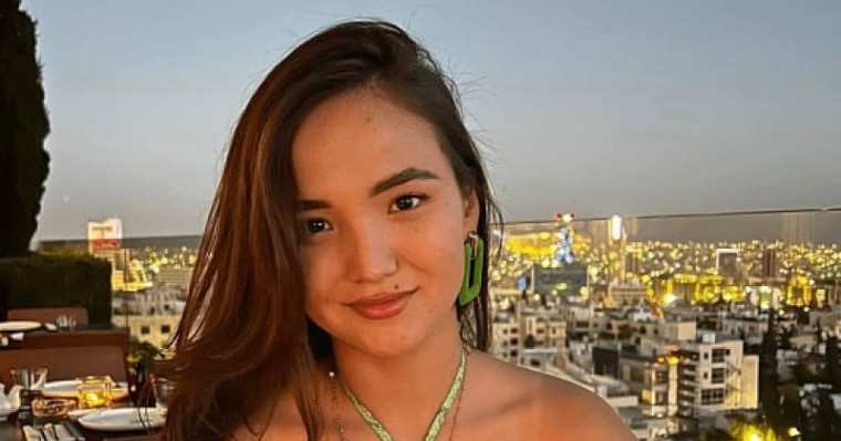 «Тірі қалу үшін»: Лаоста еңбек құлдығына түскен қазақ қызы Анель жазбаларын өшірді