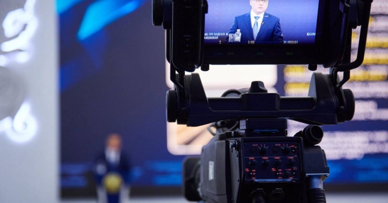 Промышленность является двигателем экономического развития.