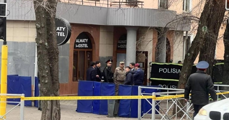 Алматыда хостел өртеніп, 13 адам қаза тапты
