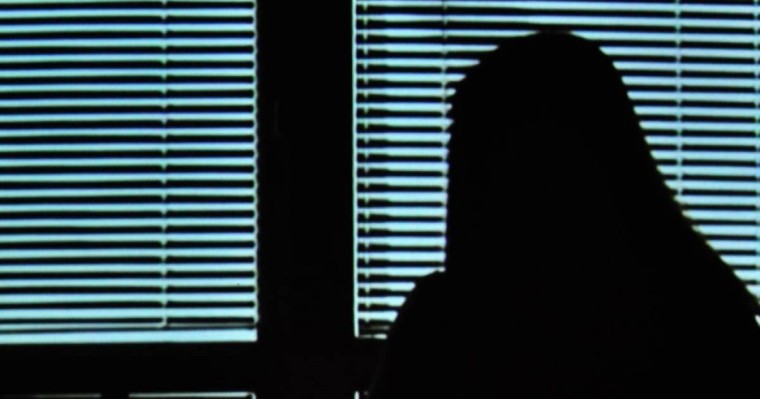 Қамауда отырған әйелді зорлады деген абақты басшысы қызметінен алынды