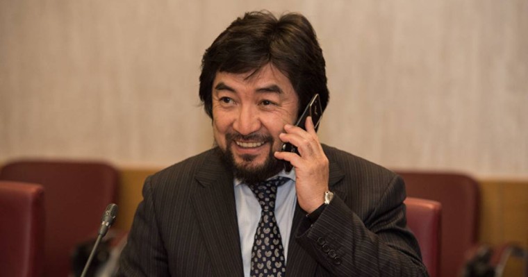 Назарбаевты жақсы көремін, оған кешіріммен қарайық! - Бекболат Тілеухан