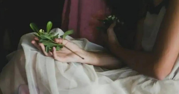 Сарбаз өзінің үйлену тойында қалыңдығын атып өлтірді