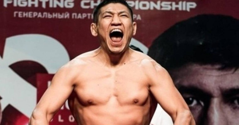 Спортшы Қуат Хамитов қазақ футболшыларын сынады