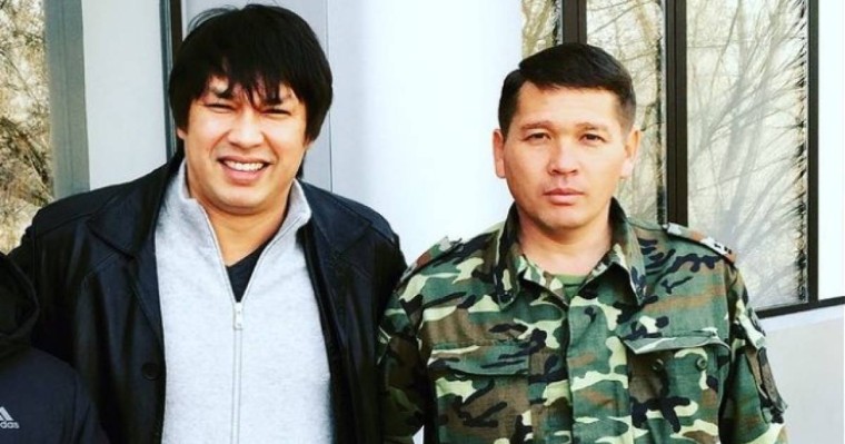 «Бес балаң қалды ғой артыңда!» - әнші жарылыстан досынан айырылғанын жазды (фото)