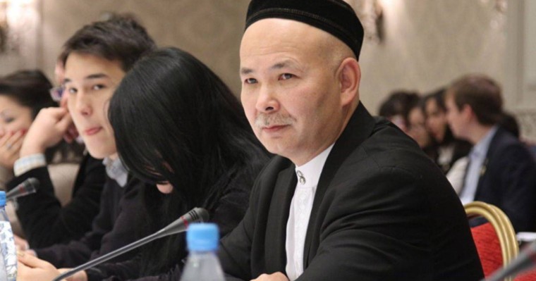 Қазақстан мұсылмандары одағы президентінің әйелі күйеуін соққыға жыққанын айтты