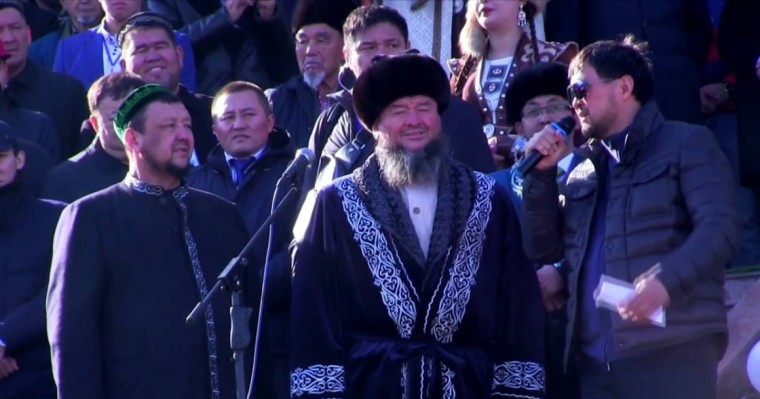 Смановтар мен Қайрат Сатыбалдының қандай байланысы бар?