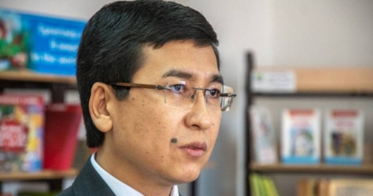 Министр баласының мектеп формасына қанша ақша жұмсағанын айтты