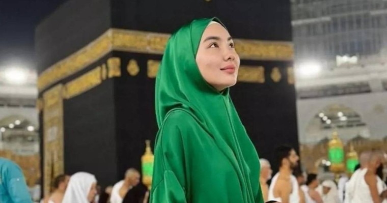 "Кеуде жақтан тесіп жасайды": Фариза Төреәлі өзіне жасалатын ота жайлы айтты (видео)