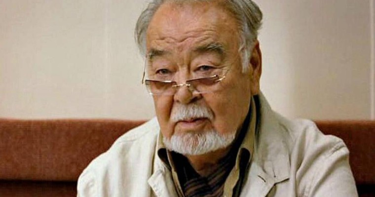 Асанәлі Әшімов: "Тері ауруына шалдықтым" (видео)