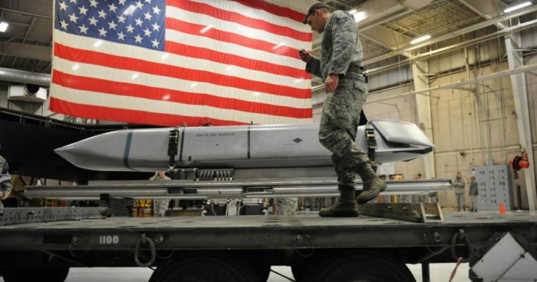 Трамптың айтуынша, АҚШ-та ешкім білмейтін қару-жарақ жүйелері бар