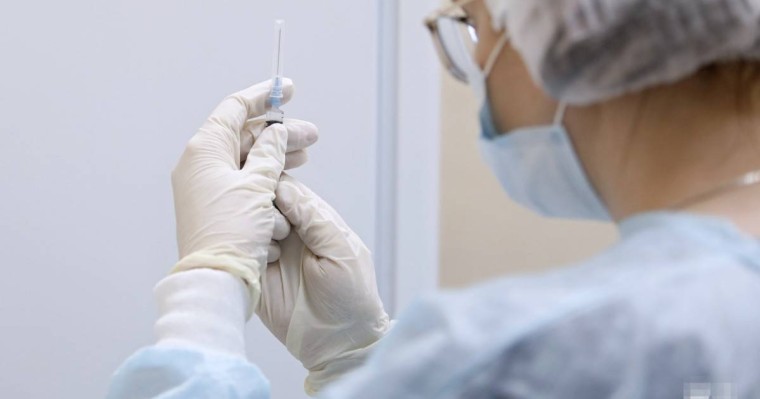 "COVID-19 қарсы вакциналарда адам жасушалары бар": Желідегі хабарлама қызу талқыға түсті