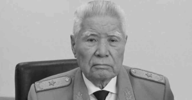 Президенттің күзет қызметінде болған шенеунік қайтыс болды