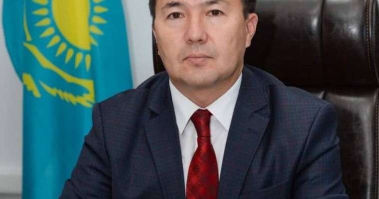 «Ханның қызысың ба?» - белсенді аудан әкімін қызметінен кетірді