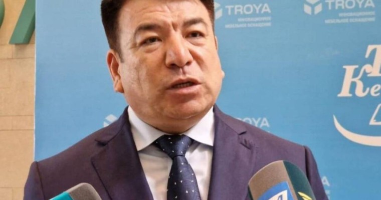 Бір топ мұғалім Ғани Бейсембаевтың отставкаға кетуін талап етті