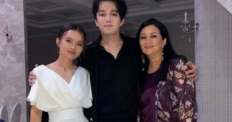 "Ұлы Дала баласы деп Димашты ғана айтсақ дұрыс" - Мейрамбек Беспаев желіде Димаш Құдайбергенге арнап жазба жариялады