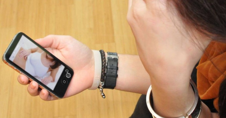 Қазақстандық әйел интимді суреттерін жариялаймын деп қорқытқаннан кейін асылып қалды