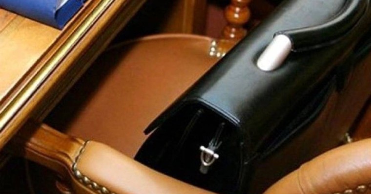 Премьер-министр отставкаға кеткісі келеді