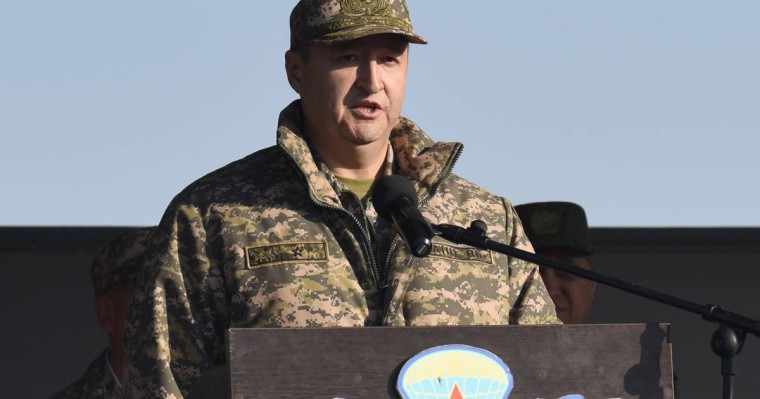 Президент Алтынбаевты қызметінен босатты