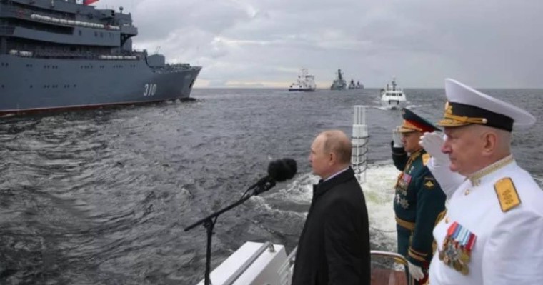 Mirror: Путиннің шерудегі бір сөзі бүкіл Ұлыбританияға үрей туғызды