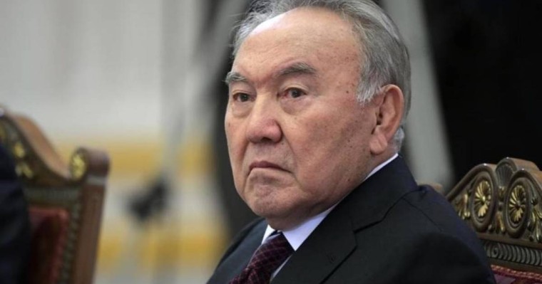 "Назарбаев тірі ме?" - қоғам қайраткері экс-президенттің денсаулығынп алаңдап, сауал жолдады