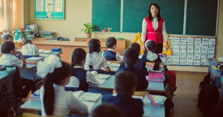 Мұғалімдер қызметіне қатысы жоқ жұмысқа бармайды - Аймағамбетов