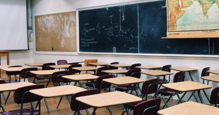 "Бас жарған, пышақтаған, биіктен секірмек болған": Қостанайда 8 жасар оқушы қыздан бүкіл мектеп қорқады