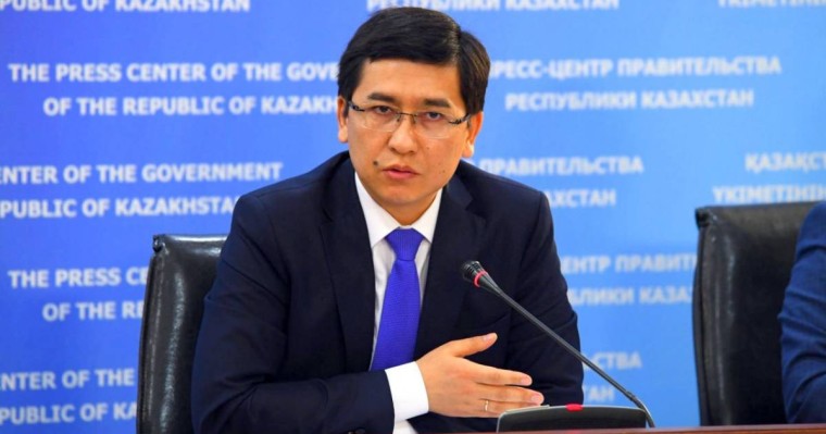 Аймағамбетов ауыл мұғалімдеріне жалақы төлеу жүйесін жаңартуға уәде берді