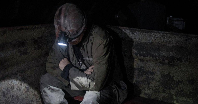 «Костенко» шахтасындағы апат: жерленген кеншілердің аты-жөні жарияланды