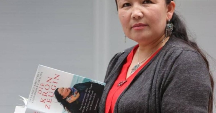 “Қожайынның қойнына жатқызды”. Сайрагүл Сауытбайдың кітабындағы жан түршіктірер жайттар