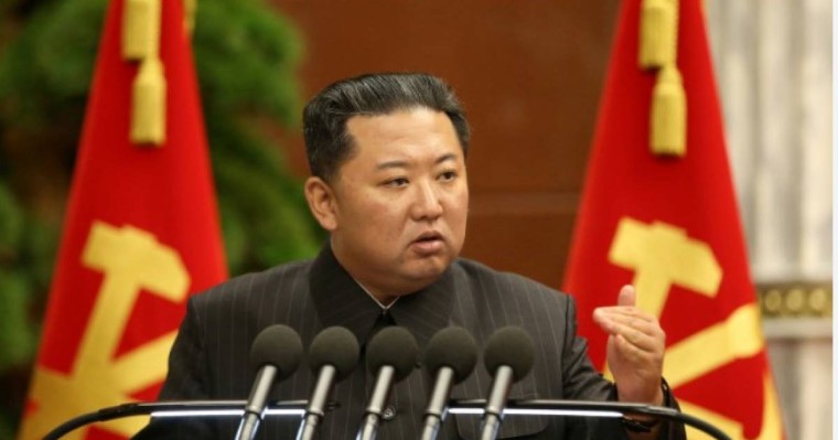 Ким Чен Ын АҚШ-пен әскери қақтығысқа толық дайын екенін мәлімдеді