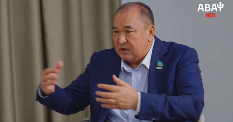 Олигархтардың ұрлаған ақшасын мемлекетке қайтару да үлкен жұмыс – Қайрат Балабиев