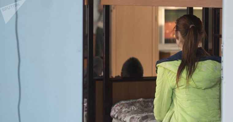 Анасы мәжбүрлеген: Ақтөбе облысында кәмелетке толмаған қызбен кездескен шенеунік ұсталды