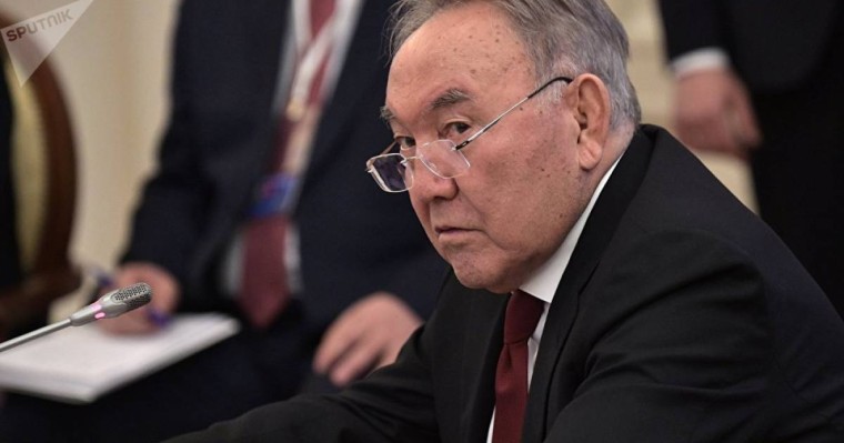 Назарбаев Маминмен кездесіп, қазіргі жағдайдағы басты міндетті атады