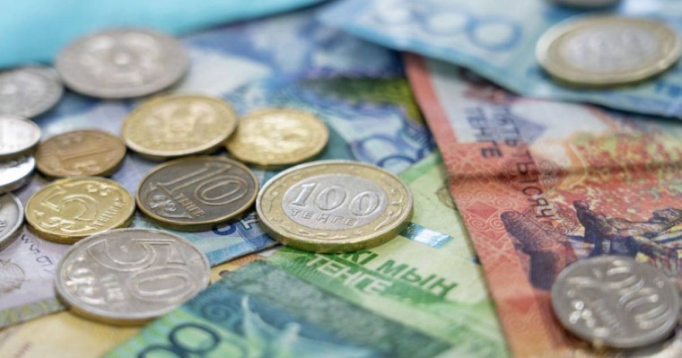 Нұр-Сұлтанда оқушыларға 40 мың теңгеден беріледі