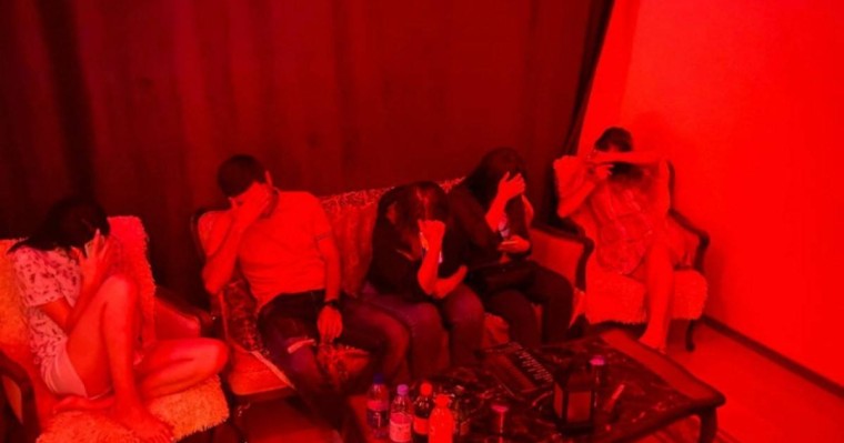 Павлодар қаласының орталығында карантинде эротикалық массаж салоны жұмыс істеген