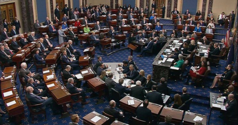 АҚШ сенаты Трамптың әскери өкілетін шектейтін резолюцияны мақұлдады