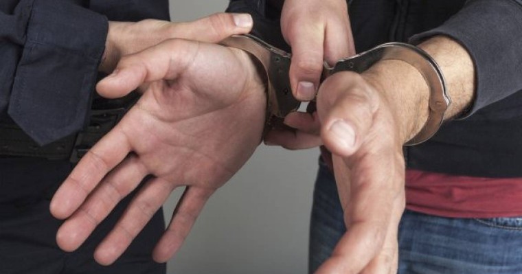 Атырауда балаға қол жүгірткен ер адам ұсталды – видео