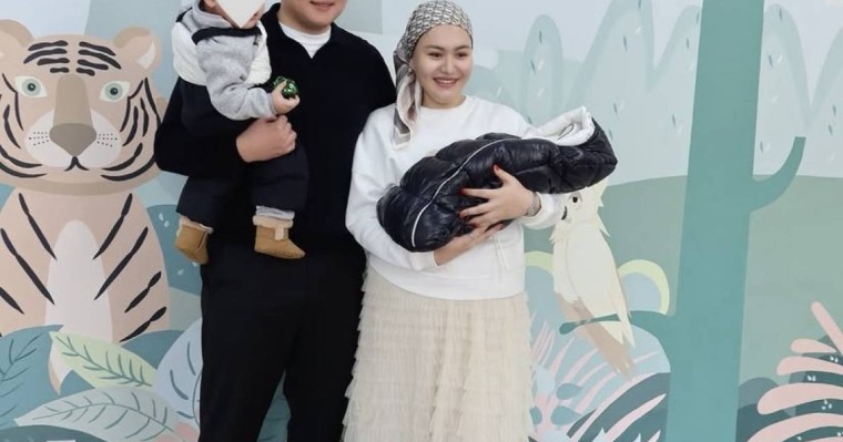 Дина Төреәлі екінші сәбиінің жынысы мен есімін жария етті