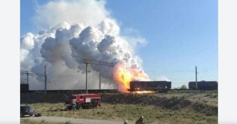 Арыста тағы төтенше жағдай: қаланы қалың түтін басты (видео)