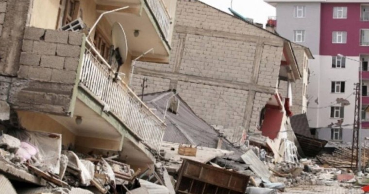 Ауғанстанда жер сілкінісінен қаза тапқандар саны 2 мыңнан асты