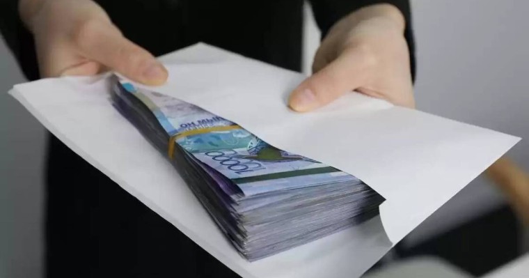 Талдықорғандық шенді тойға рұқсат бергені үшін пара алған