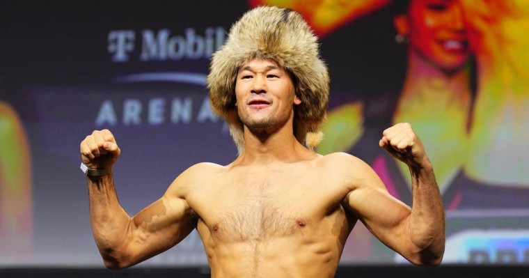 Қазақстандық UFC жекпе-жек шебері Шавкат Рахмонов кезекті жеңісіне жетті