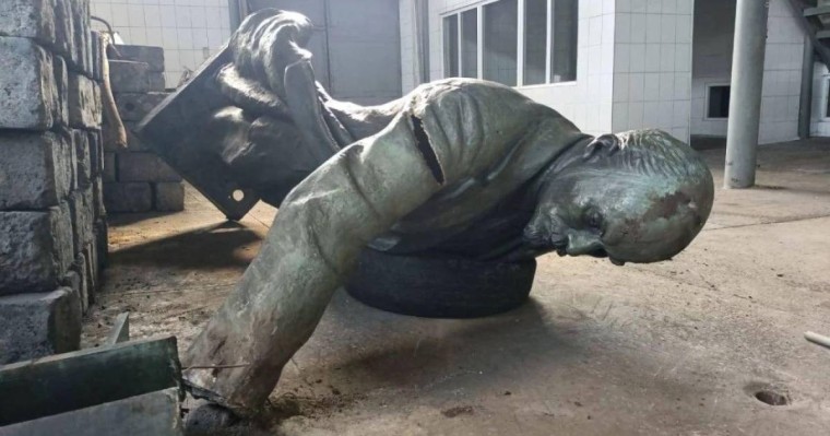 Қазақстанда Ленин ескерткішін қалпына келтіруге қарсы петиция басталды