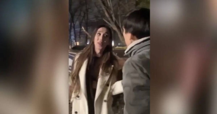 «Нелерің бар еді, тиісіп?»: трансгендер Амилайдың екі жігітті теуіп құлатқан сәті видеоға түсіп қалды