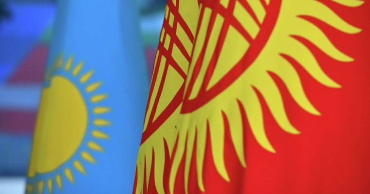 Қаралы күн: Тоқаев Қырғызстан президентіне көңіл айтты