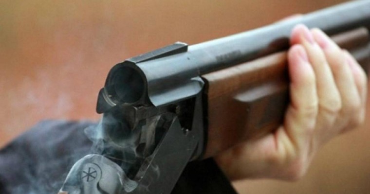 Жақындап келіп, жүрек тұсынан атқан: Атырауда жоғалған малын іздеген жылқышыны өлтіргендер сотталды