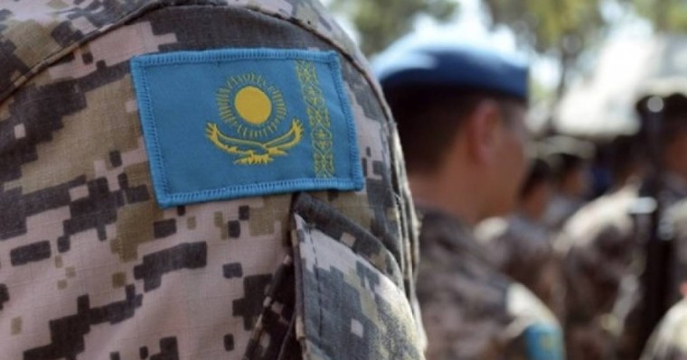 Комиссариат жастарды жұмысқа шақырып, әскерге алып кетуде