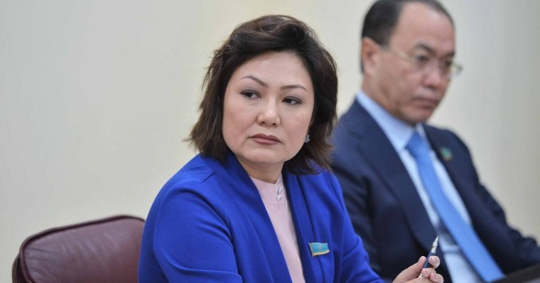 Дана Нұржігіт: Біреу мені сатқын деді, енді біреу мұны да Құдай атты деді