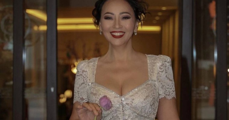 "Бірінші рет нәзік жанды екенімді ұқтым": Айгүл Иманбаева күйеуінің ерекше қасиетін айтты