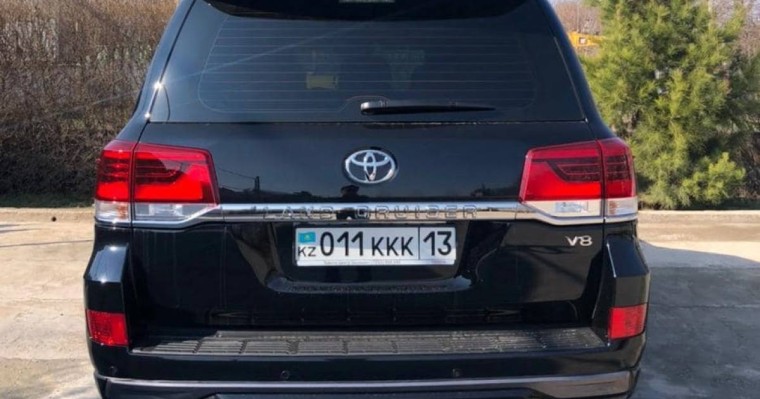 Полицейлер түркістандық тұрғынның көлігін айдай тұруға алып, жоқ қылып жіберген